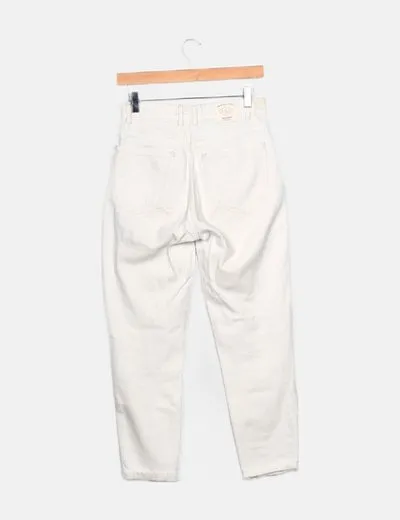 Pull&Bear Jeans denim mom fit blancos